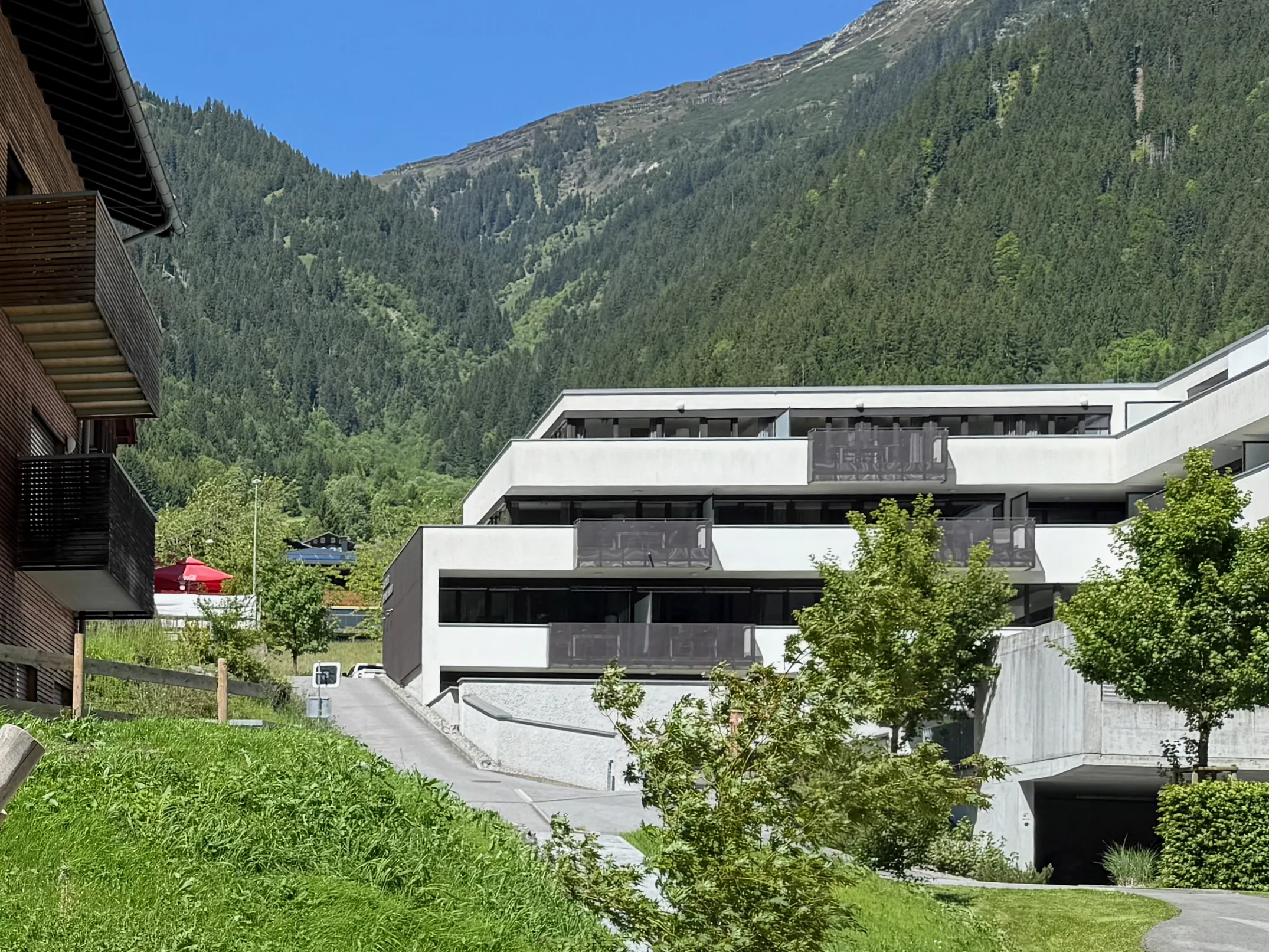 Gastauer Apartmenthaus im Zentrum von St. Gallenkirch