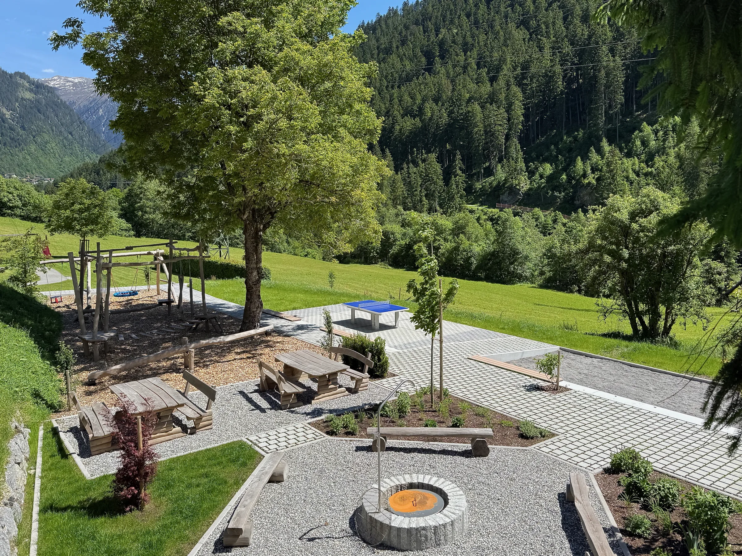 Outdoor-Spielplatz der Gastauer Apartments in St. Gallenkirch